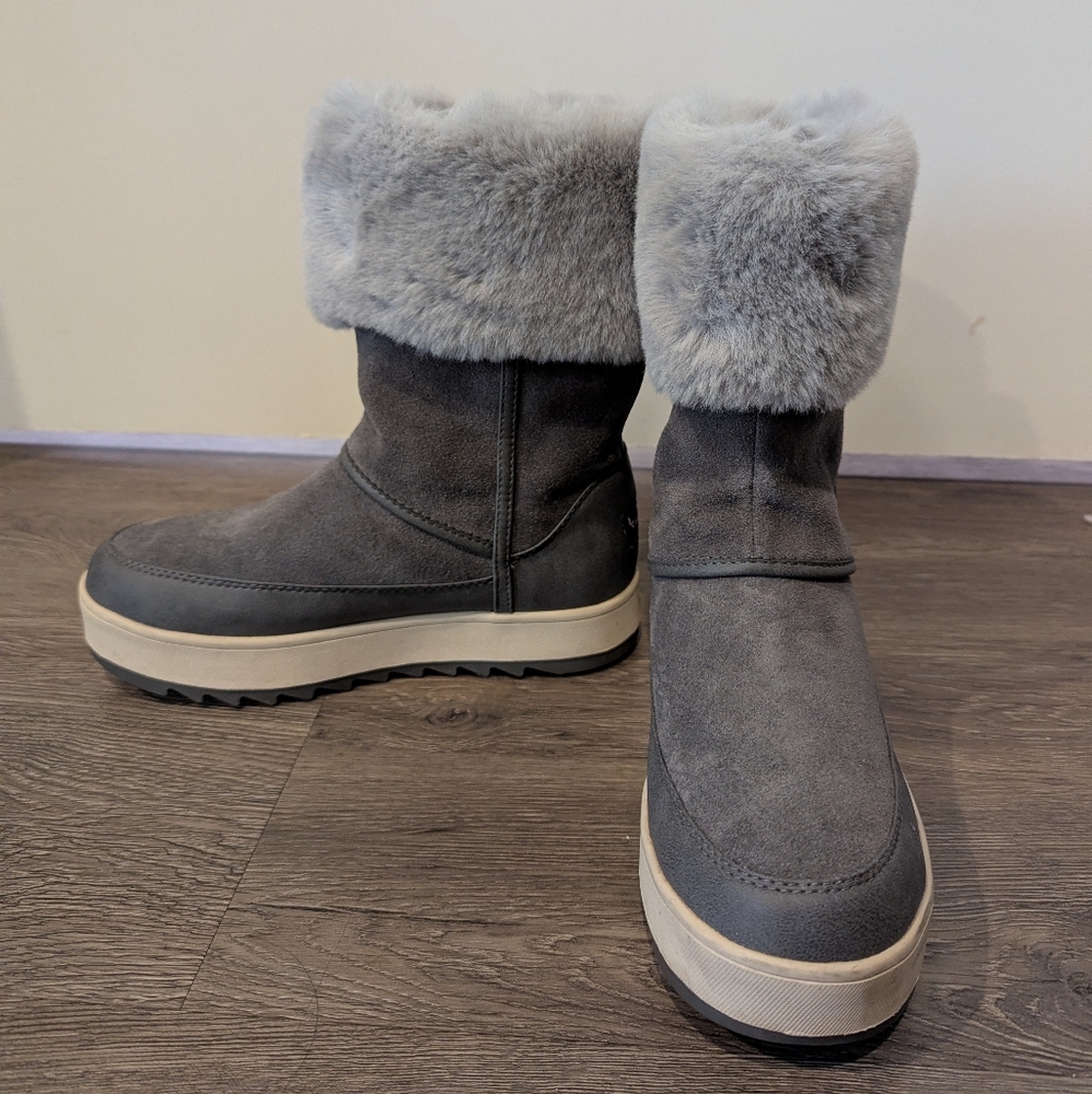 Koolaburra by UGG Women's Tynlee Fashion Boot Size 6